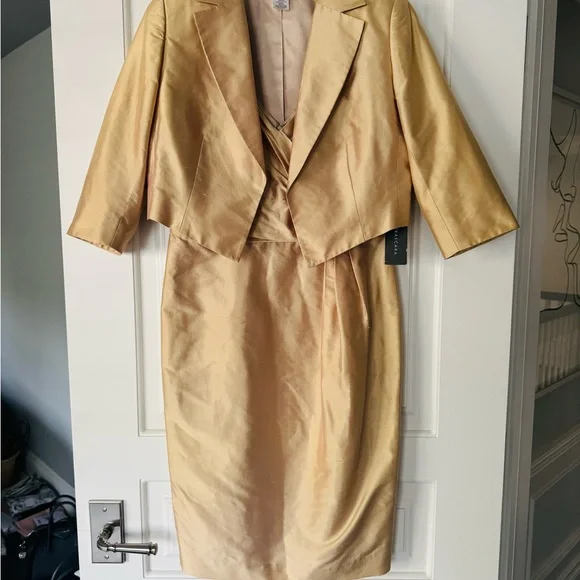FRASCARA Chic Gold Raw Silk Dress with Jacket - Picture 2 of 3